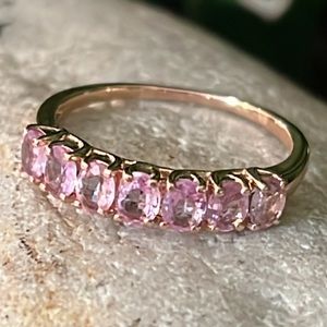 10 karat rose gold ring